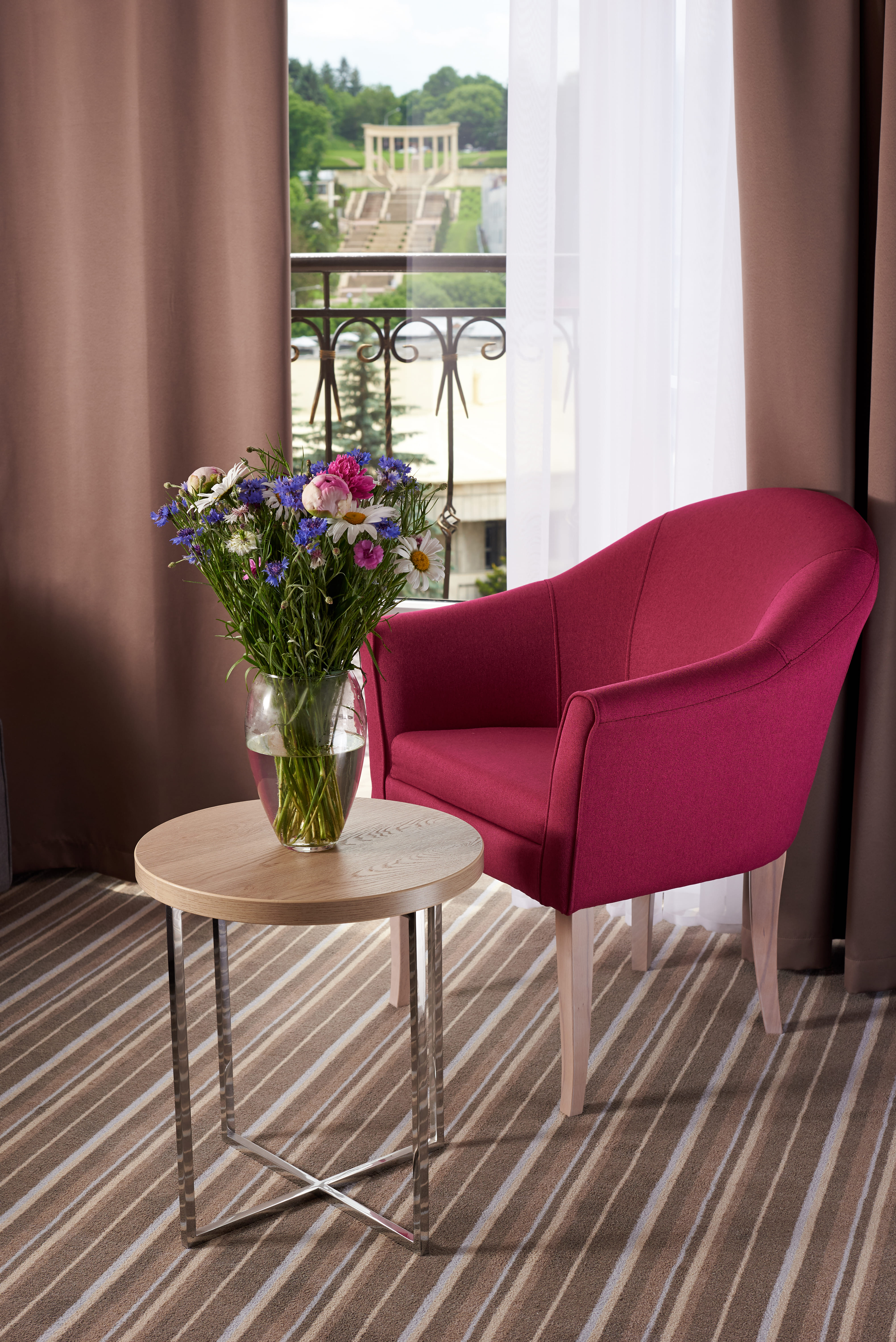 Джуниор Сьют