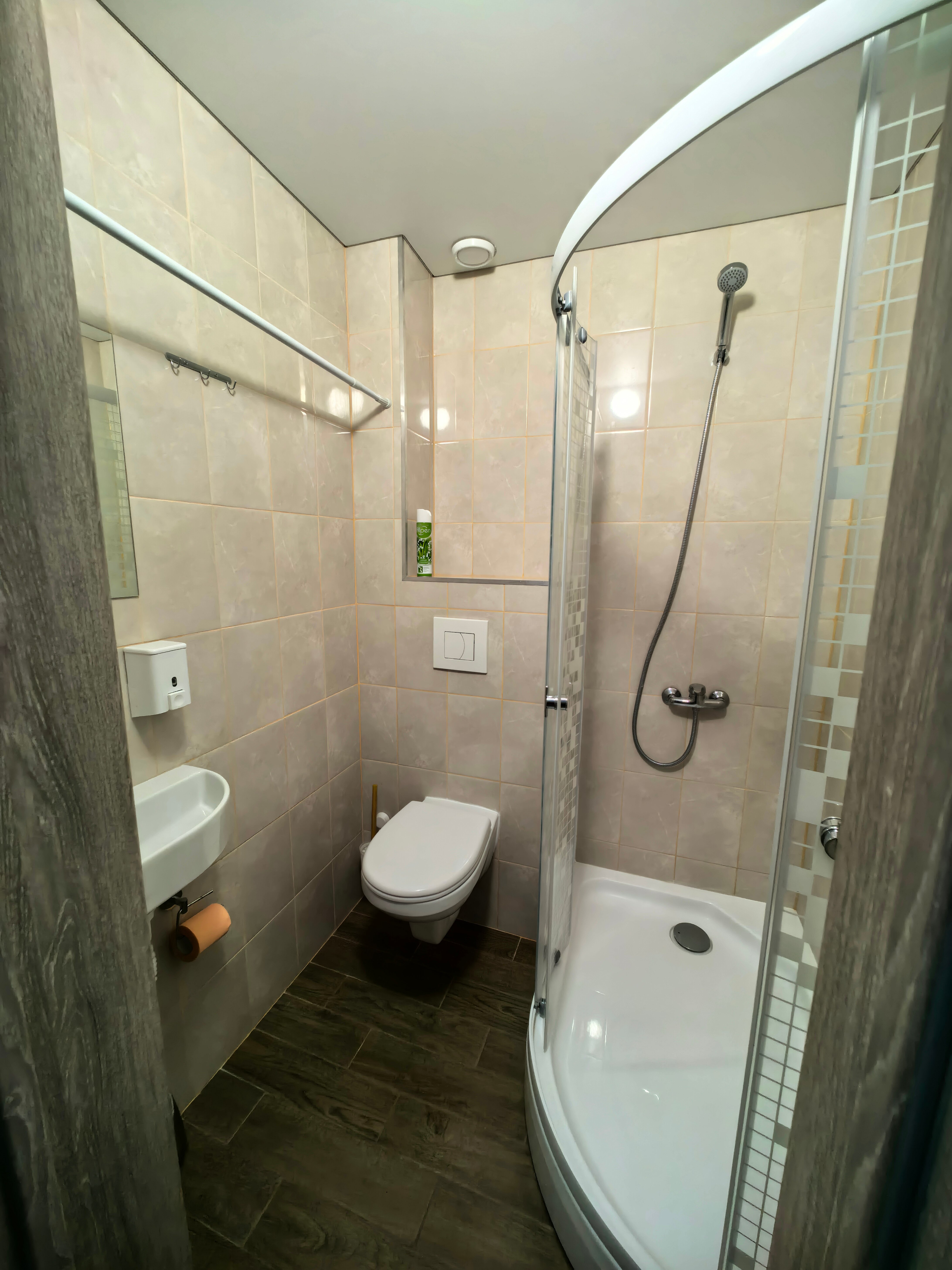 Небольшой двухместный номер с 1 кроватью