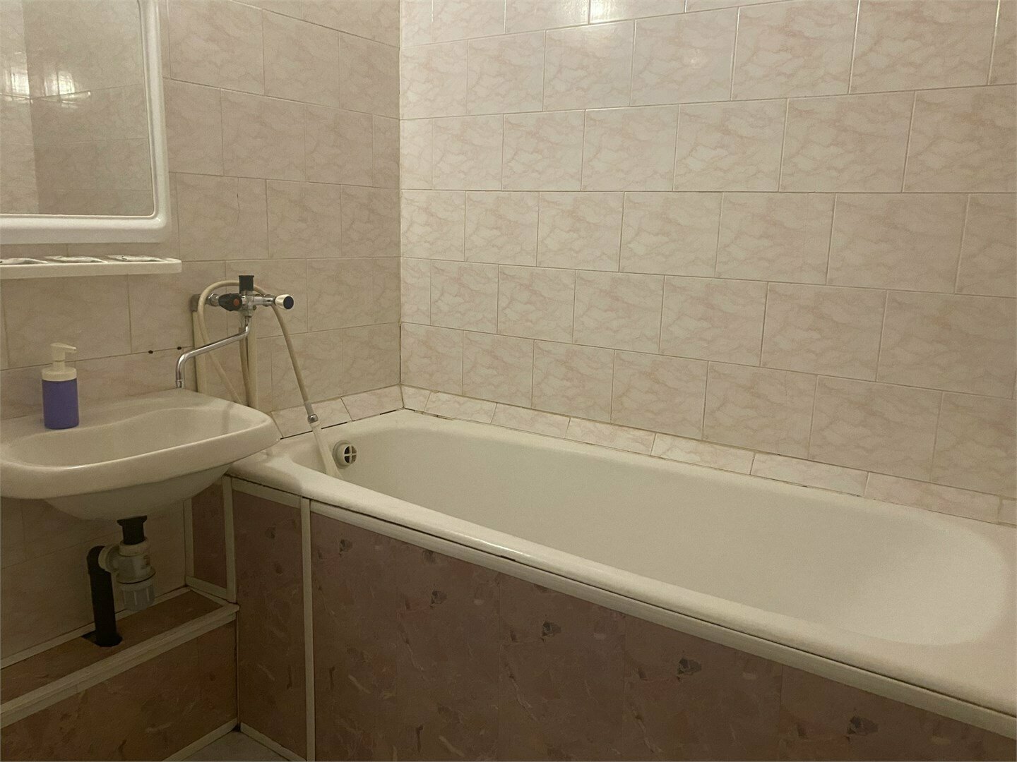 Трехместный номер СТАНДАРТ СЕМЕЙНЫЙ с собственными удобствами