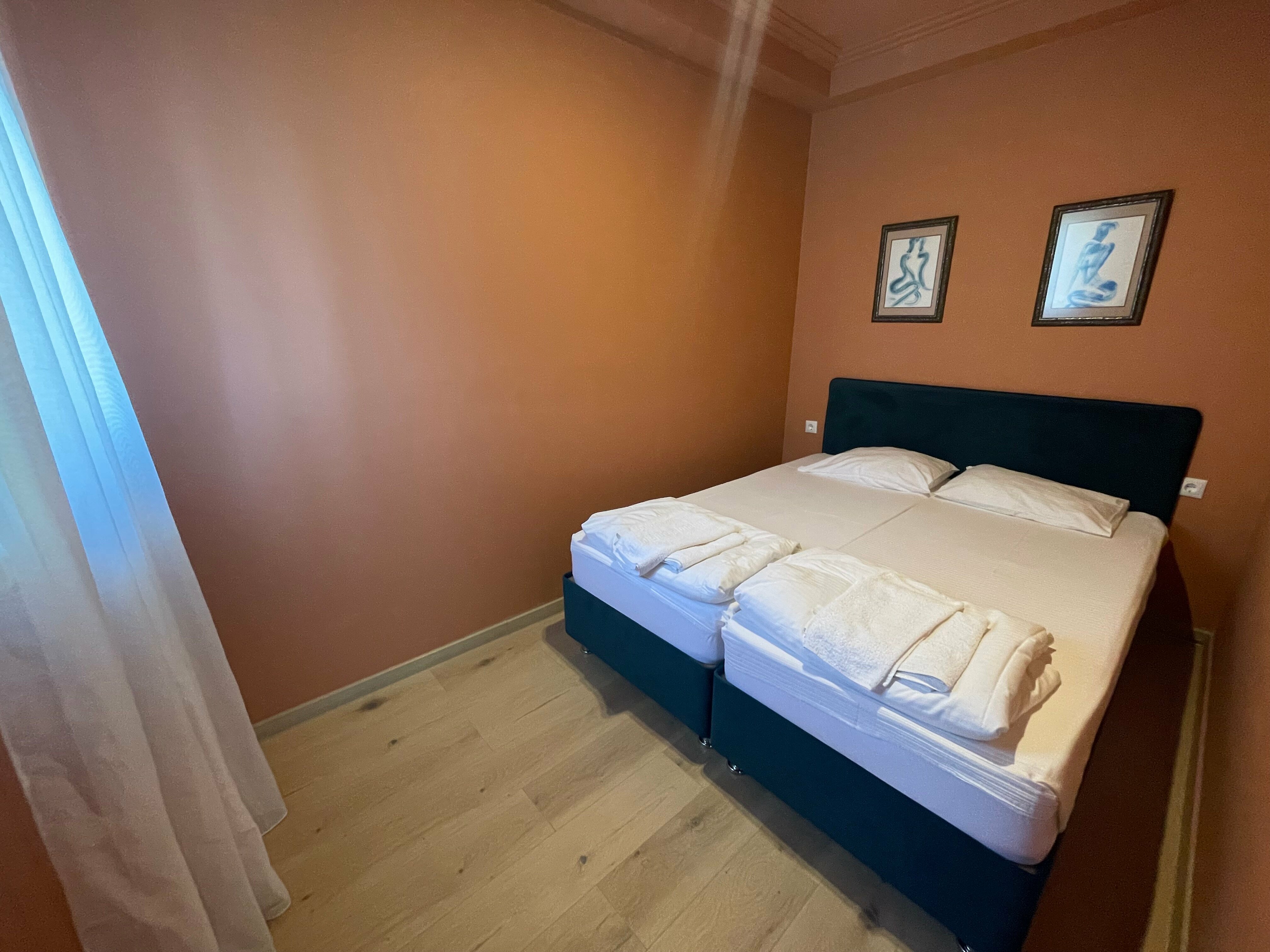 Двухкомнатный четырехместный номер с видом на море