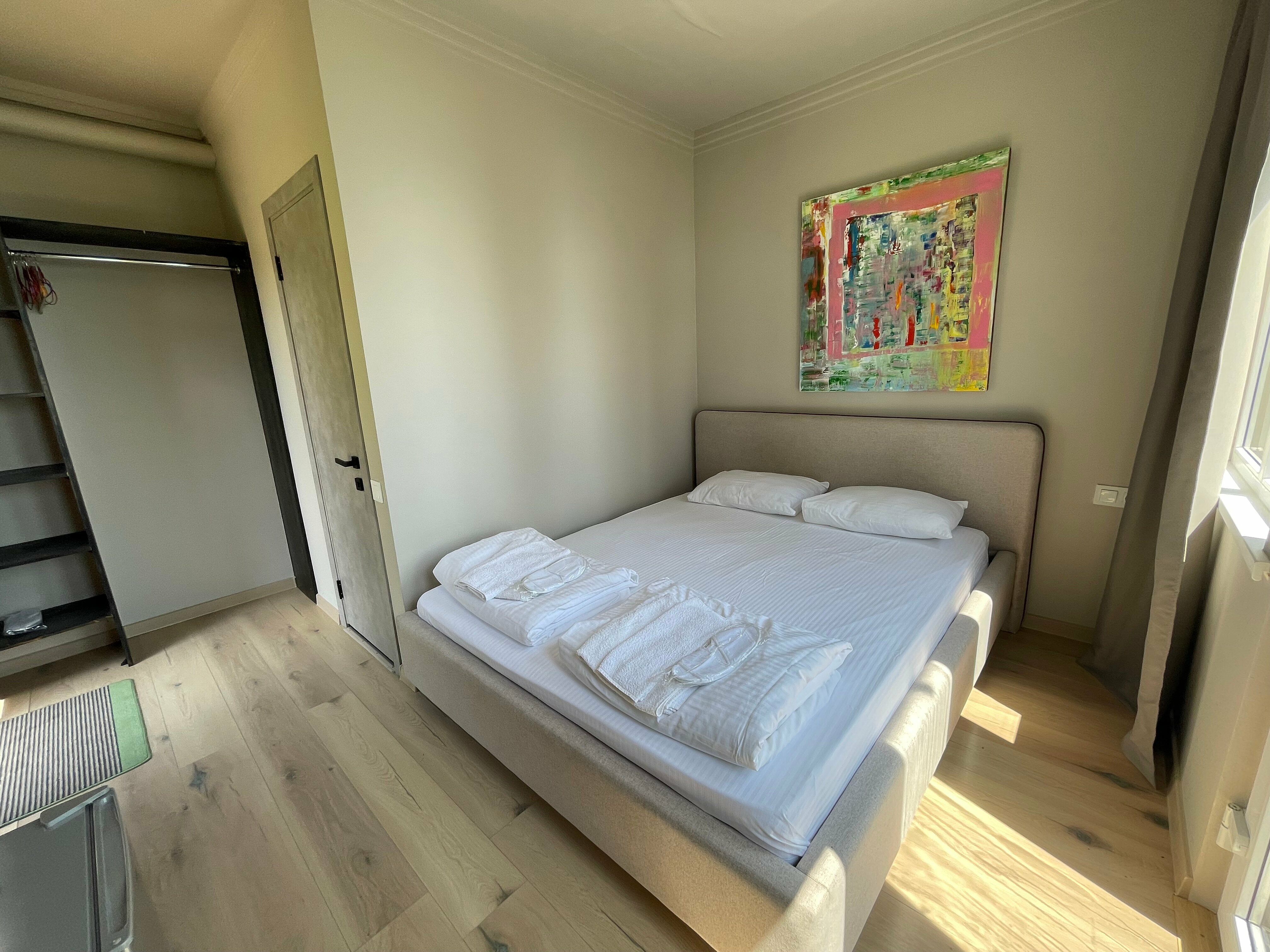 Мини-стандарт с видом на море