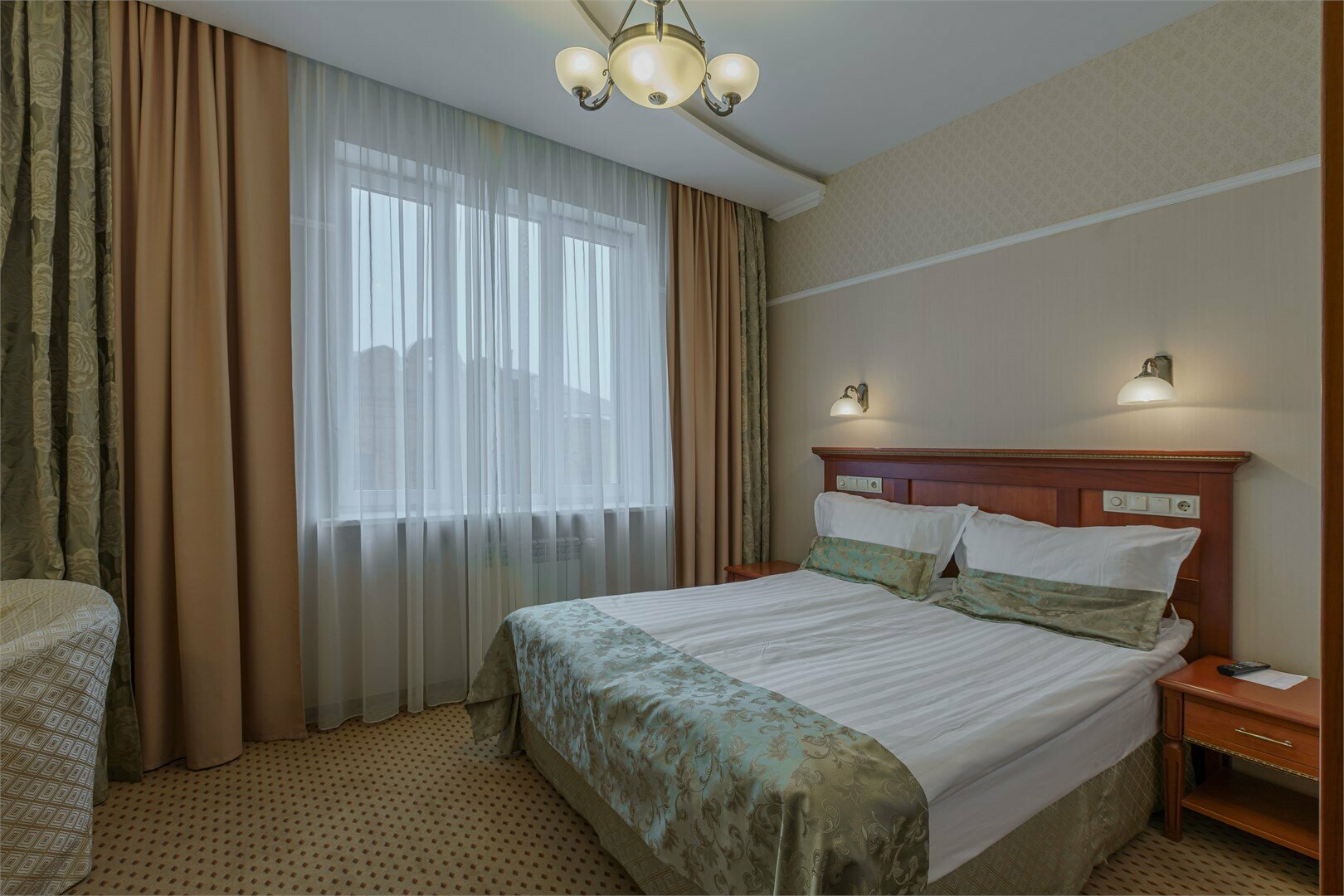 Стандартный номер c кроватью QUEEN SIZE