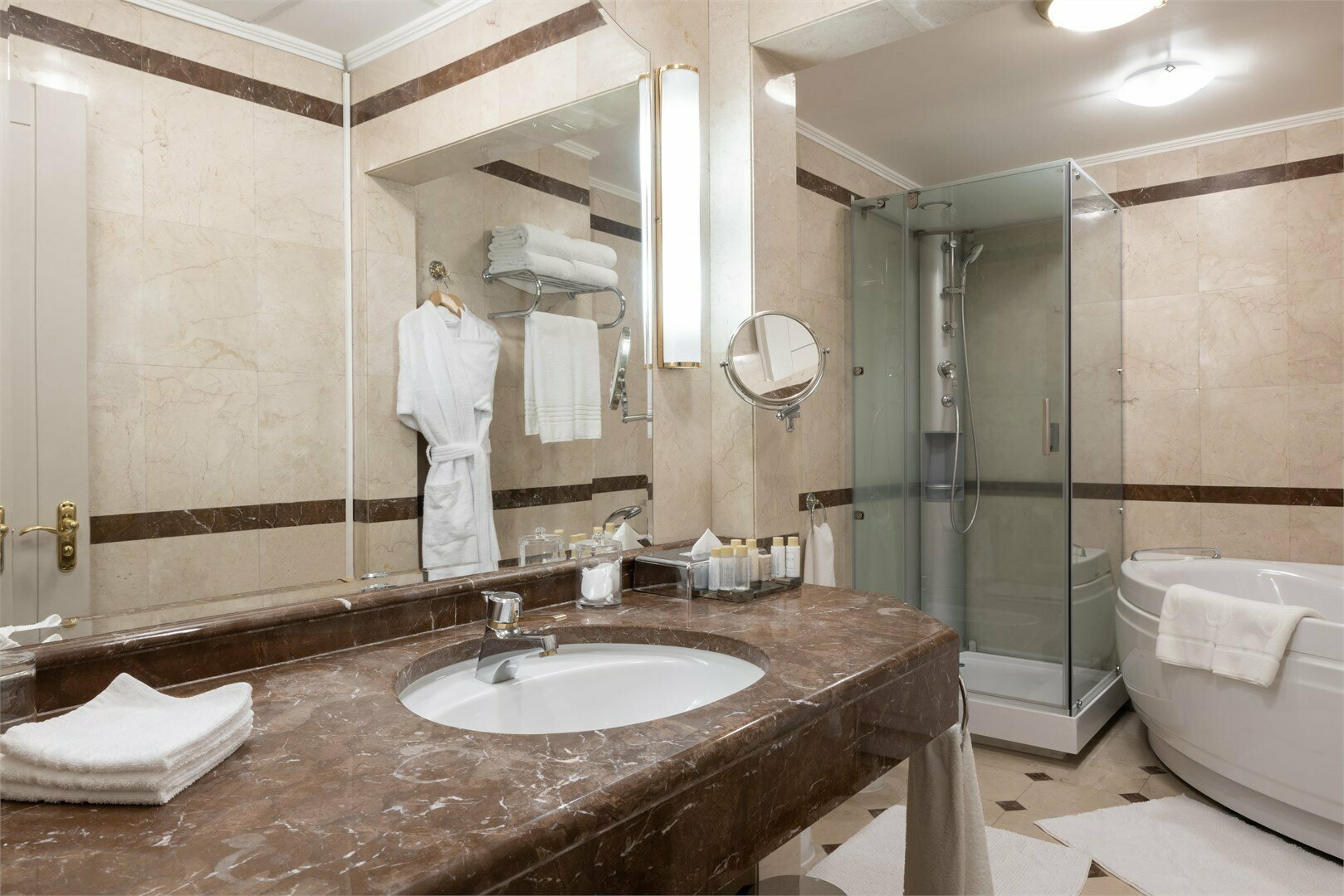 Посольский Люкс с доступом в представительскую гостиную