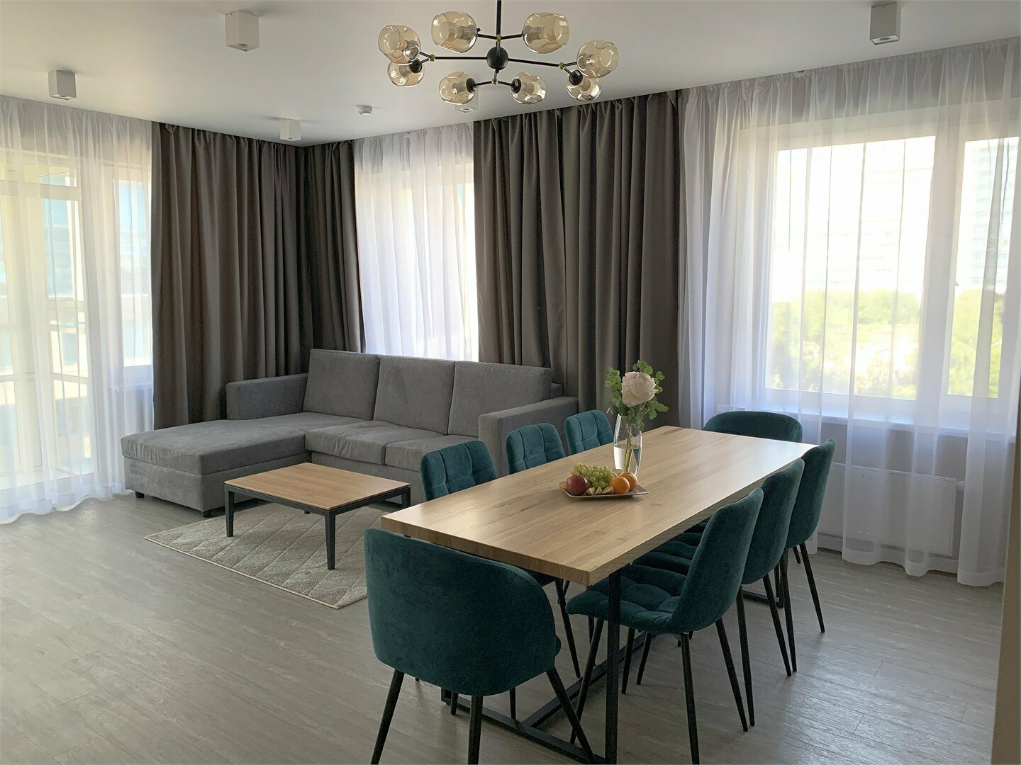 Большой Апартамент 3х-комнатный