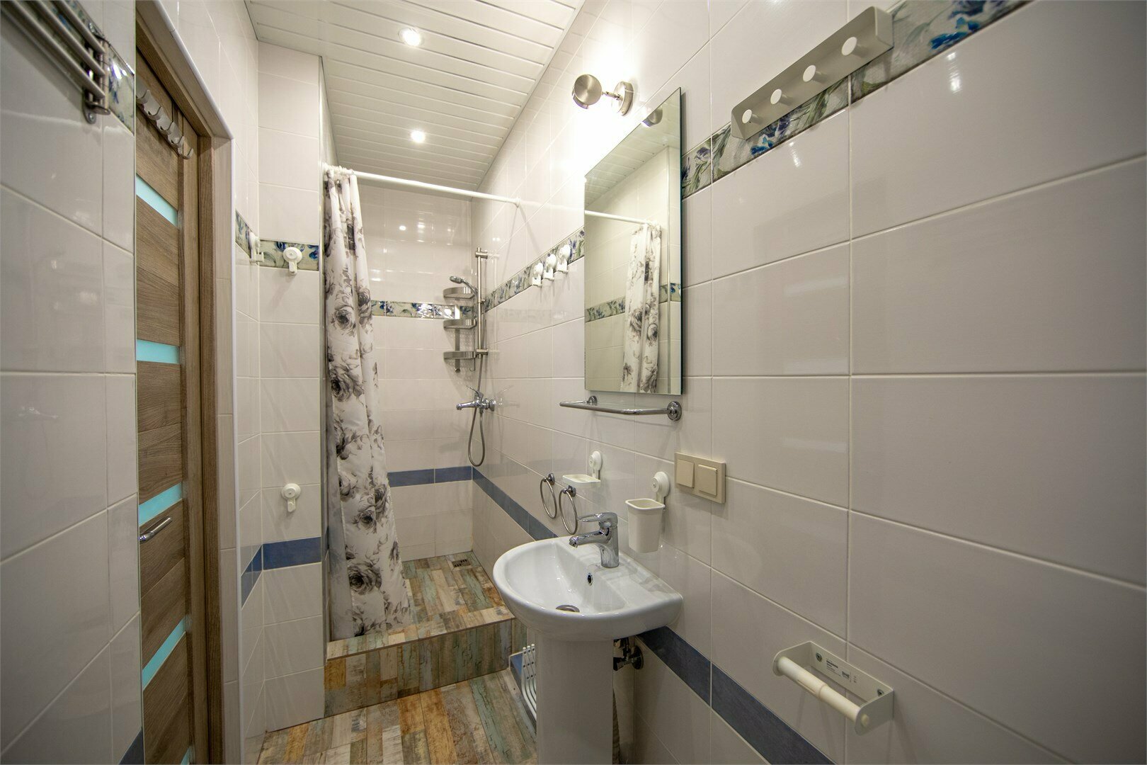 Комфорт + с террасой