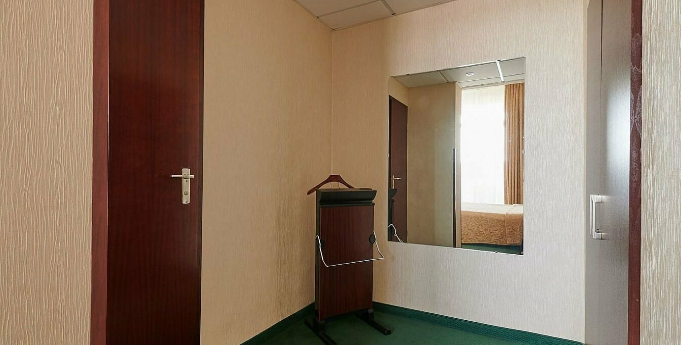 Улучшенный номер (с двуспальной кроватью)