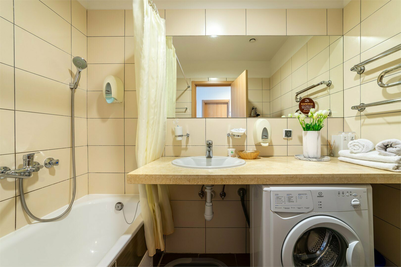 Двухкомнатные апартаменты с видом на море (2-5 этаж)