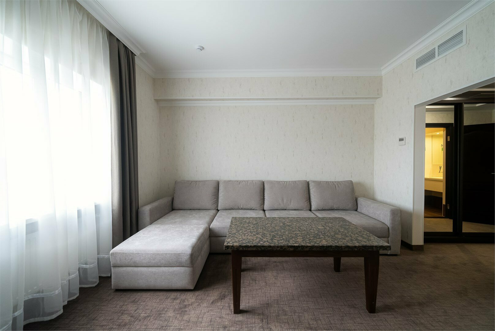 Люкс с кроватью размера «king-size»