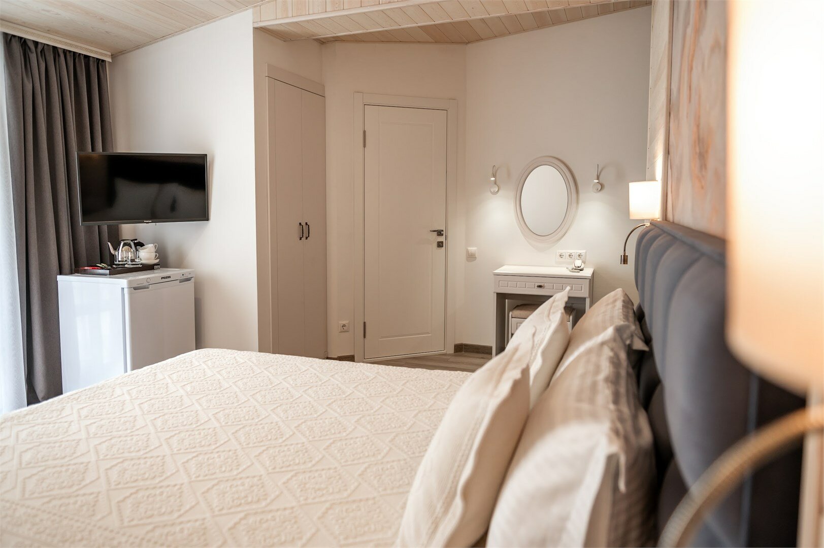 Стандарт (Mountain-land view)