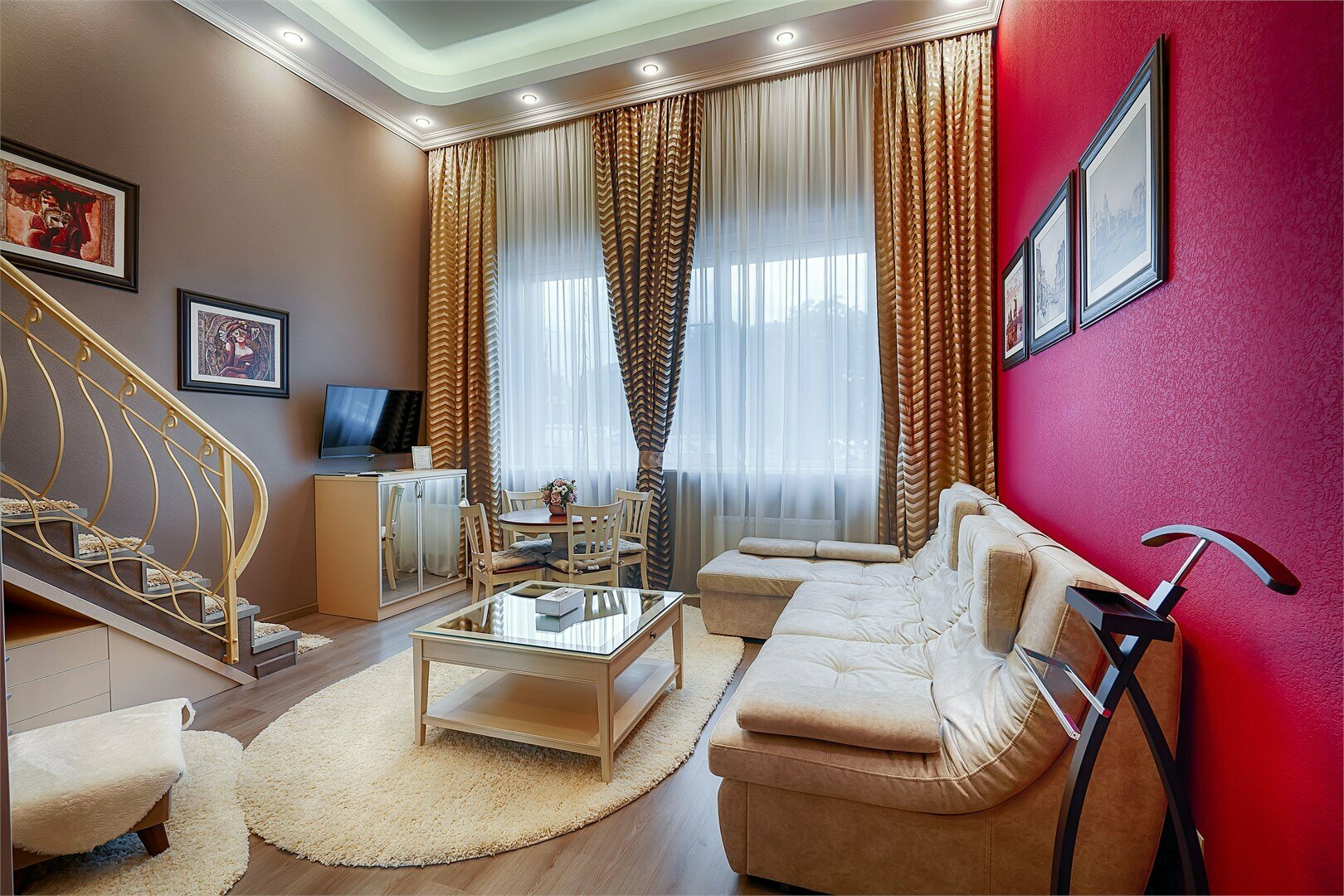 Двухуровневый Люкс с гидромассажной ванной Плюс