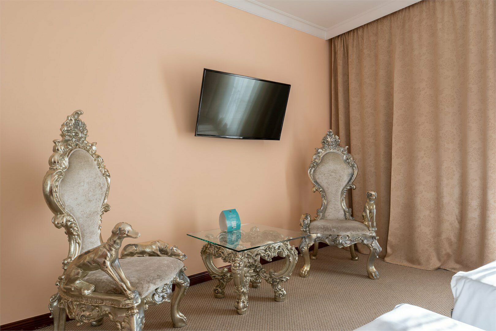 Семейный двухкомнатный номер