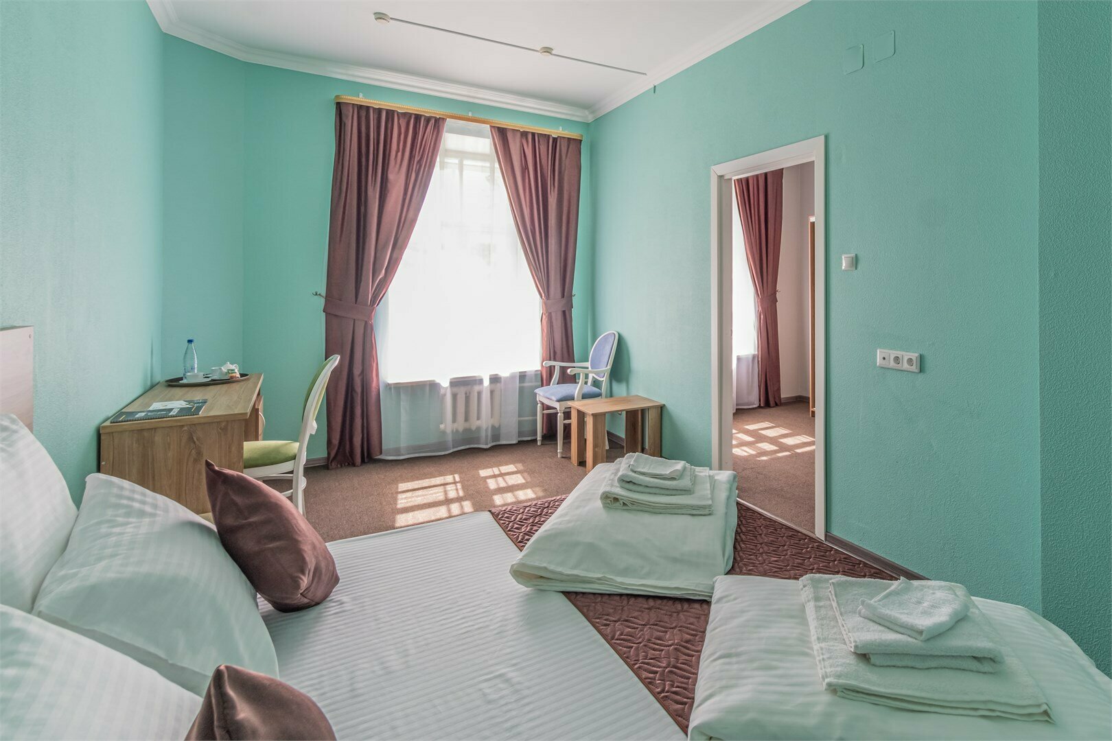 Двухместный номер с 1 кроватью или 2 отдельными кроватями с гостиной