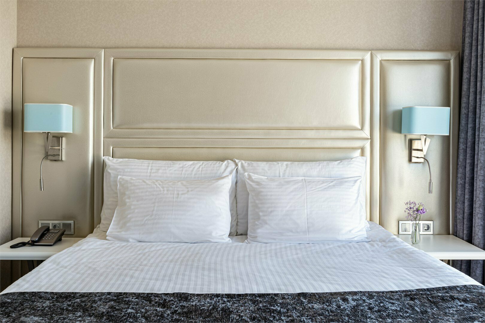 Супериор панорамный с красивым видом на город