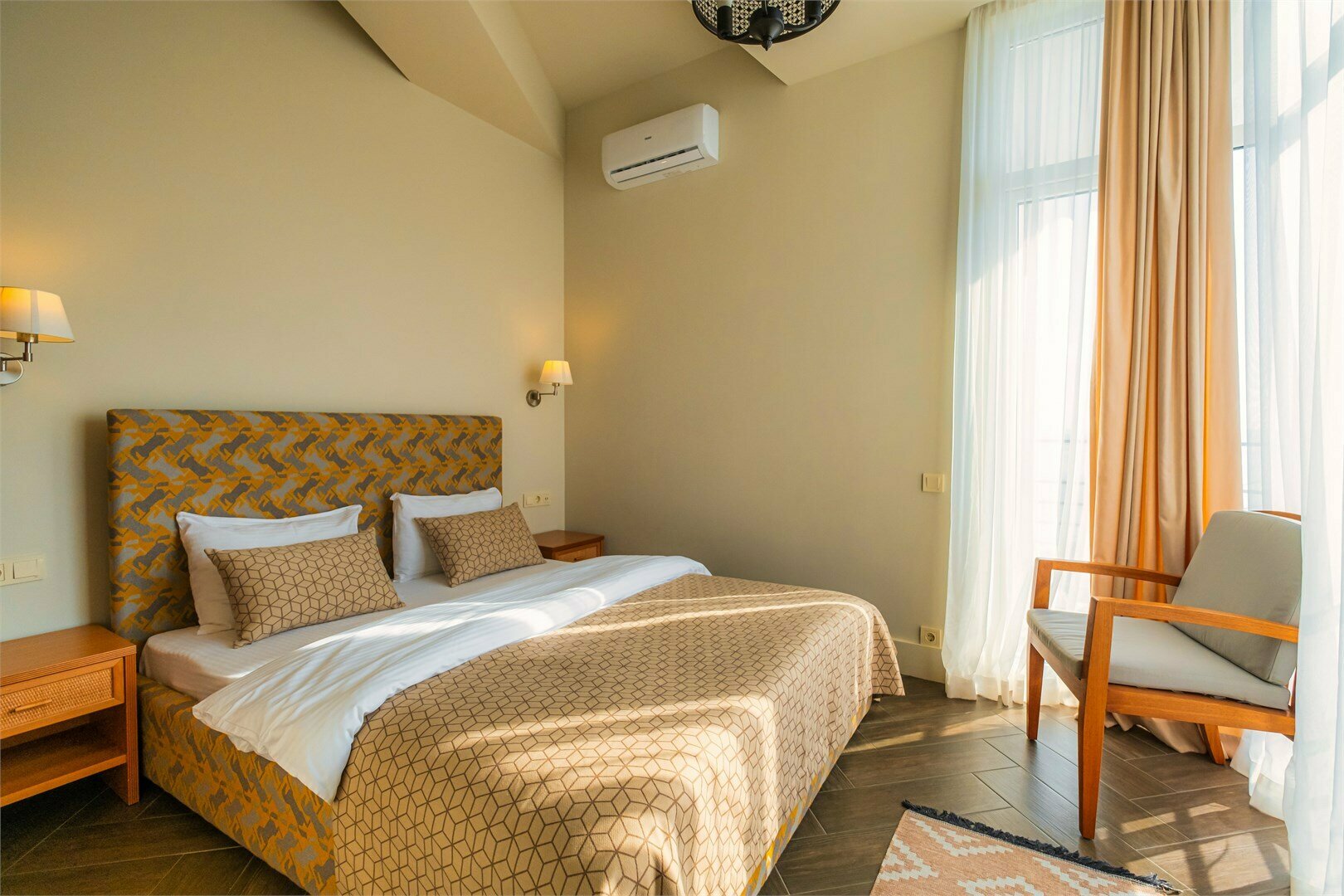 Двухкомнатные видовые апартаменты