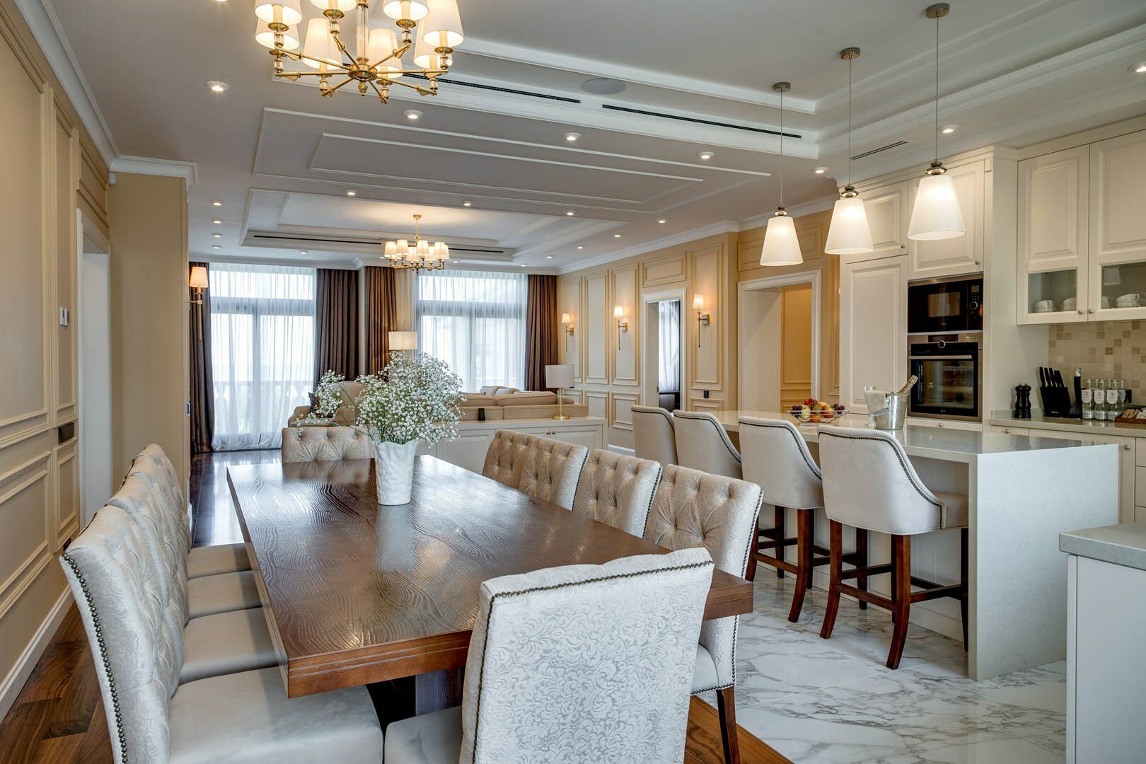 Улучшенные апартаменты с 3 спальнями №715