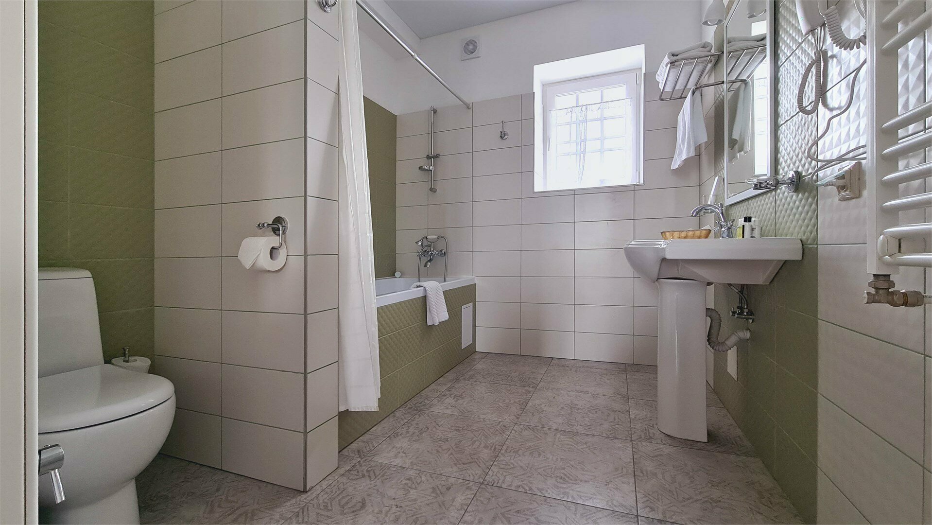 Дом - таунхаус семейный на 6 человек