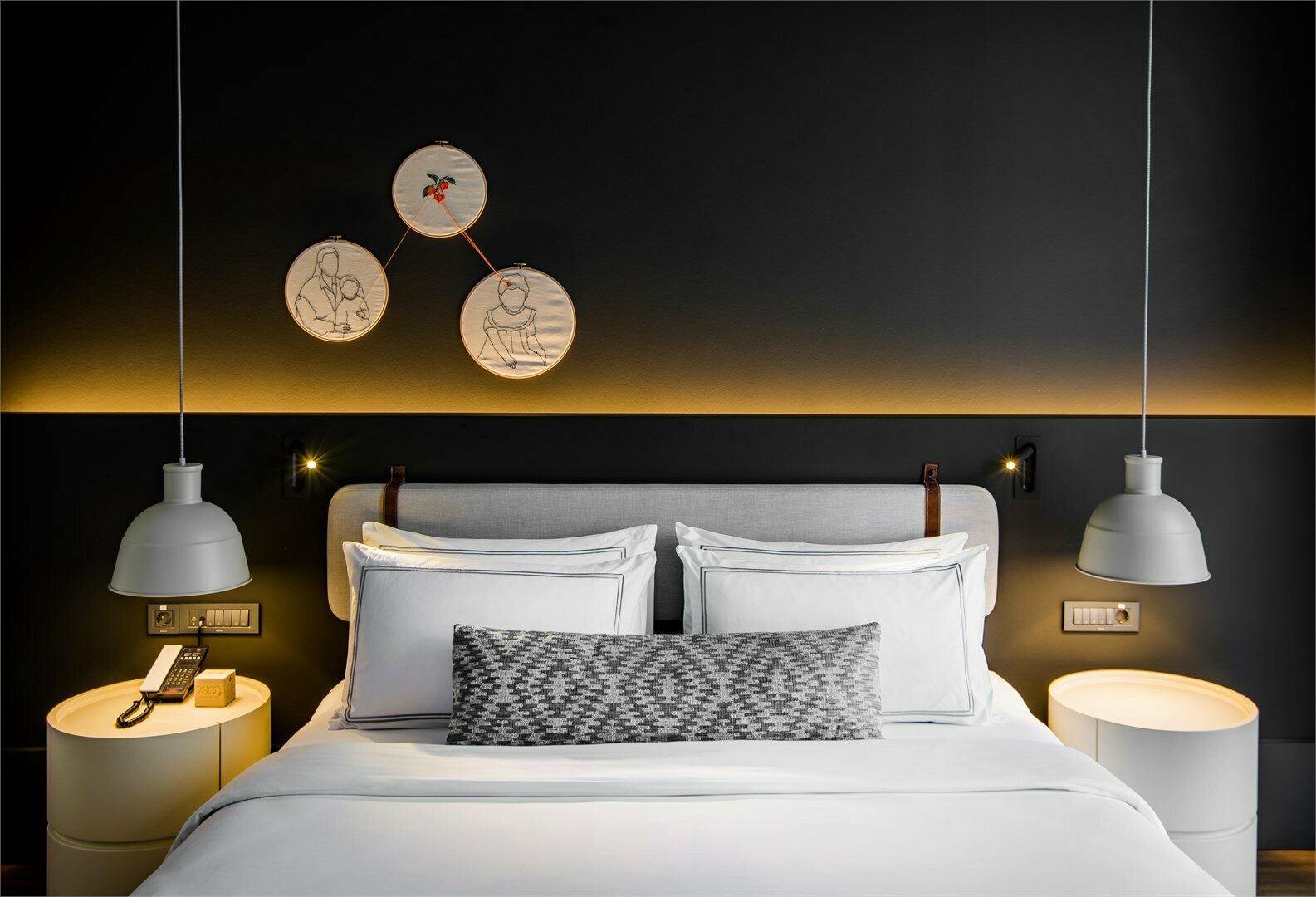 Двухместный номер NEO Централ - Подходит для маломобильных гостей. С одной  большой кроватью