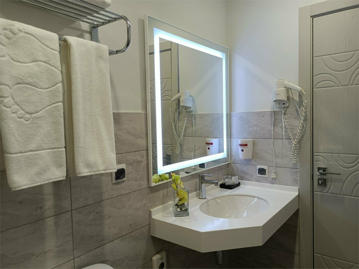 Стандарт Улучшенный с большой двуспальной кроватью/Double