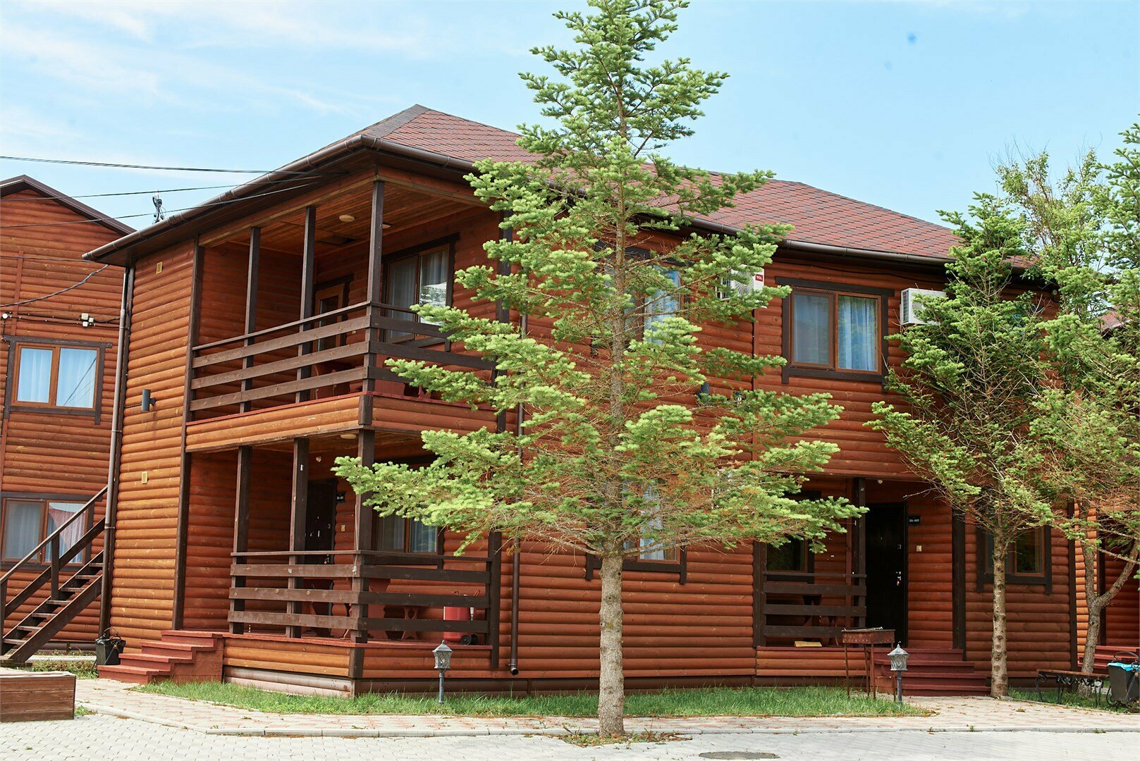 Четырехместный номер с душем