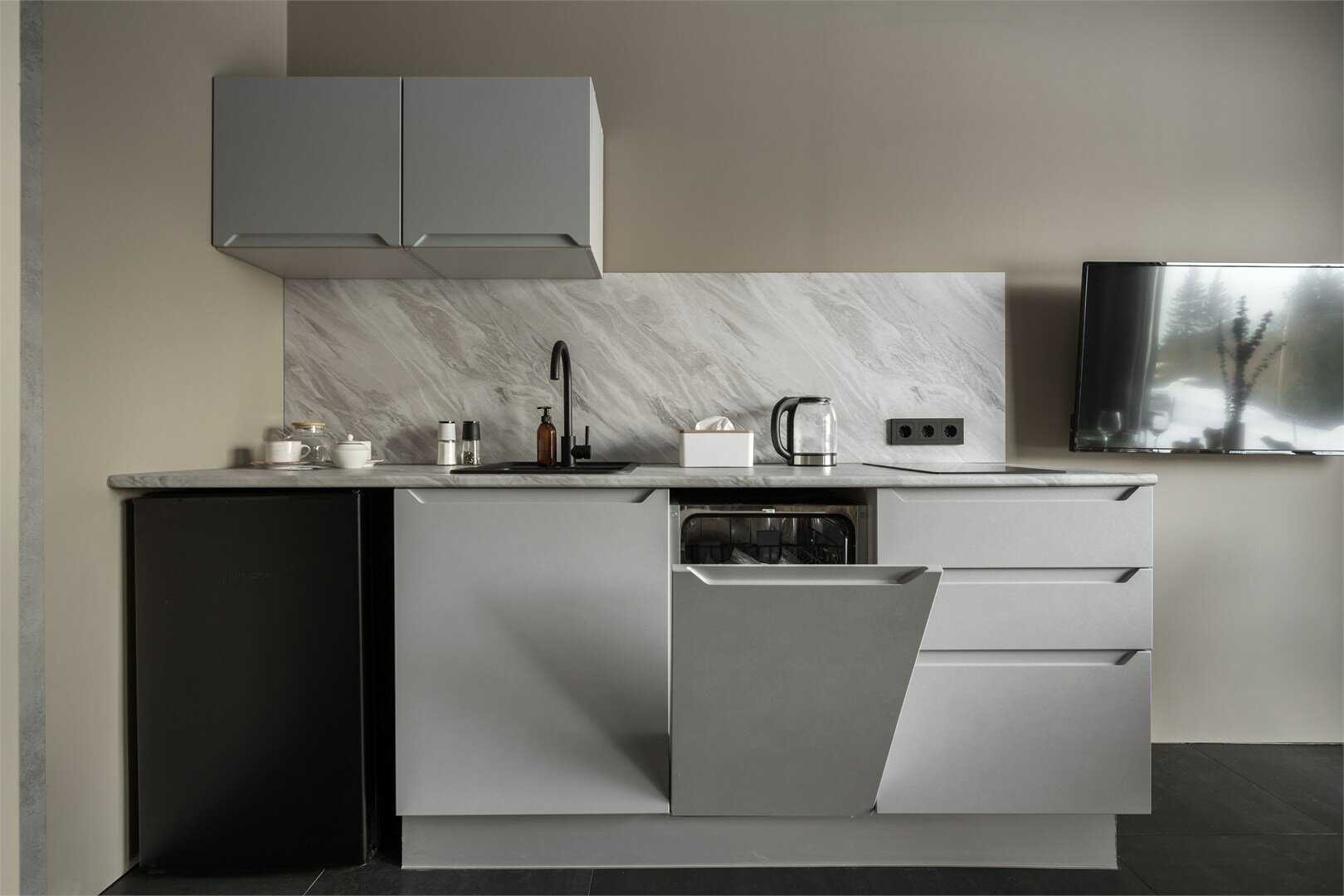 Дом Антипод