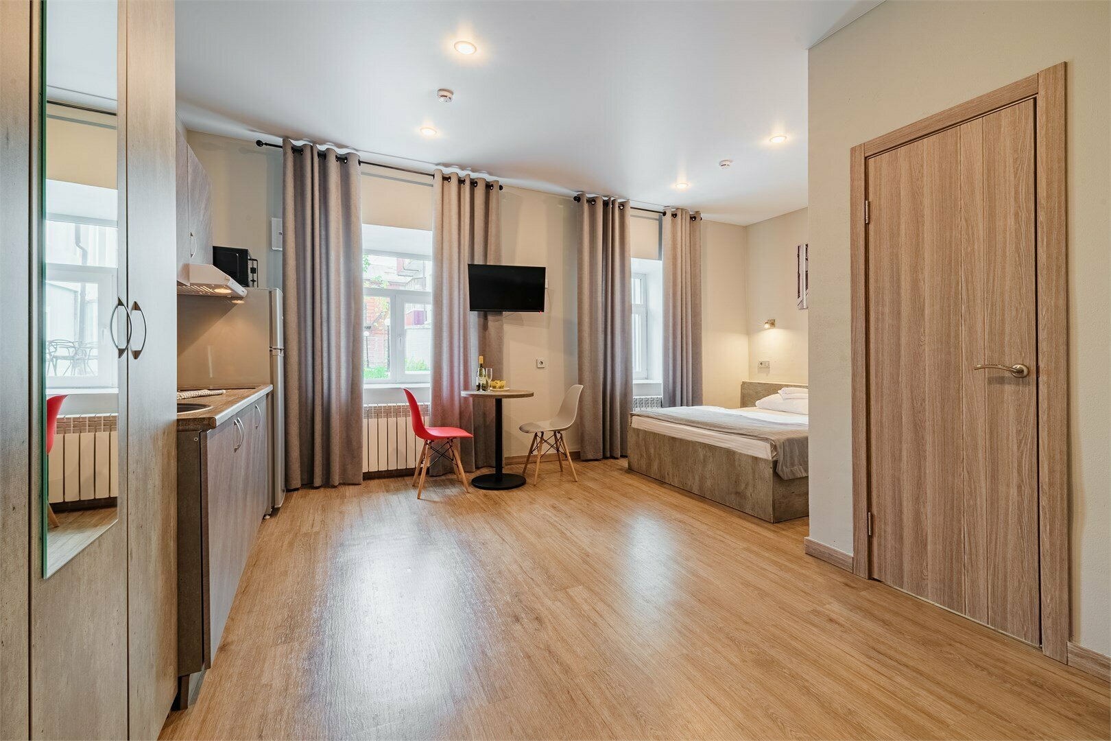 Улучшенный номер с 1 кроватью