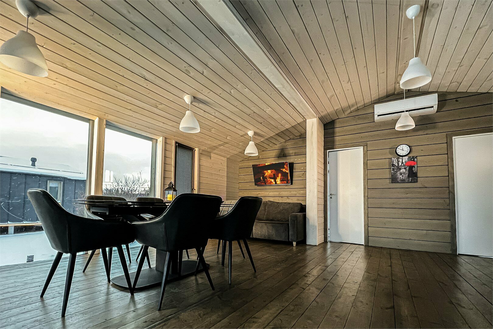 Коттедж с видом на озеро