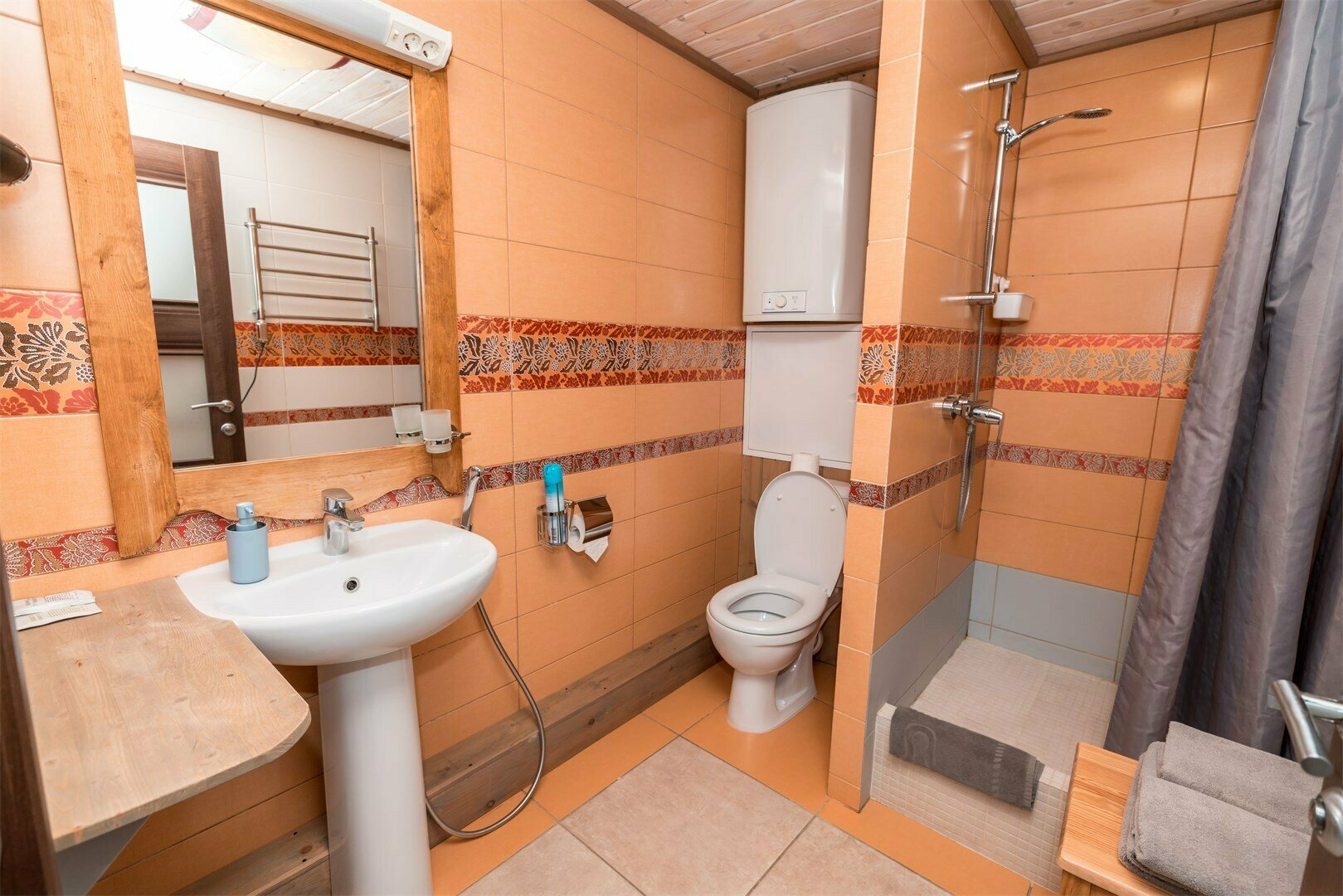 Номер Комфорт с двуспальной кроватью Альпийская деревня