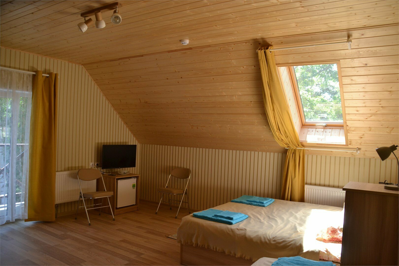 Пятиместные апартаменты с балконом Комфорт