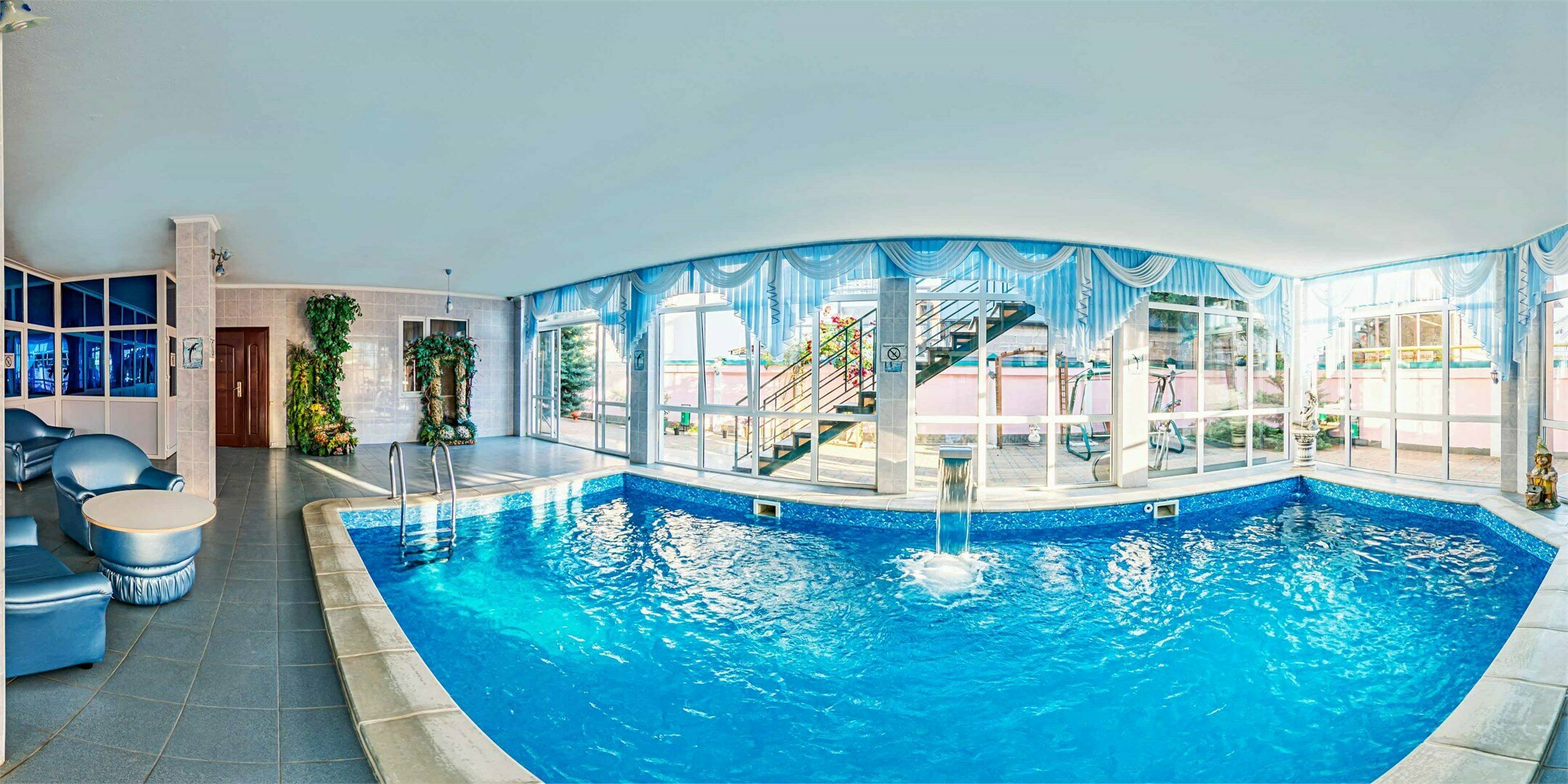 Люкс  с верандой   "трансфер до моря и обратно "