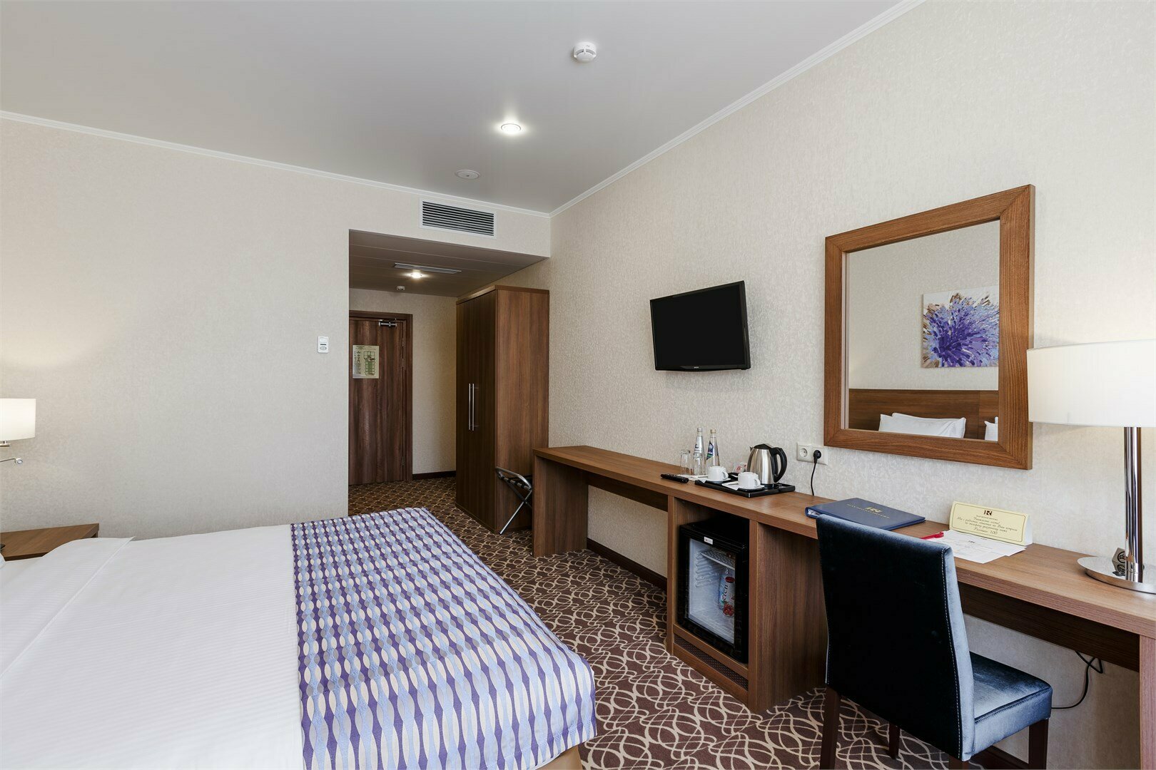 Улучшенный двухместный номер Делюкс с 1 кроватью или 2 отдельными кроватями