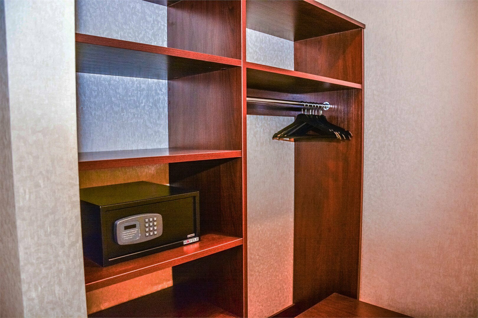 Суперлюкс с кроватью размера "king-size"