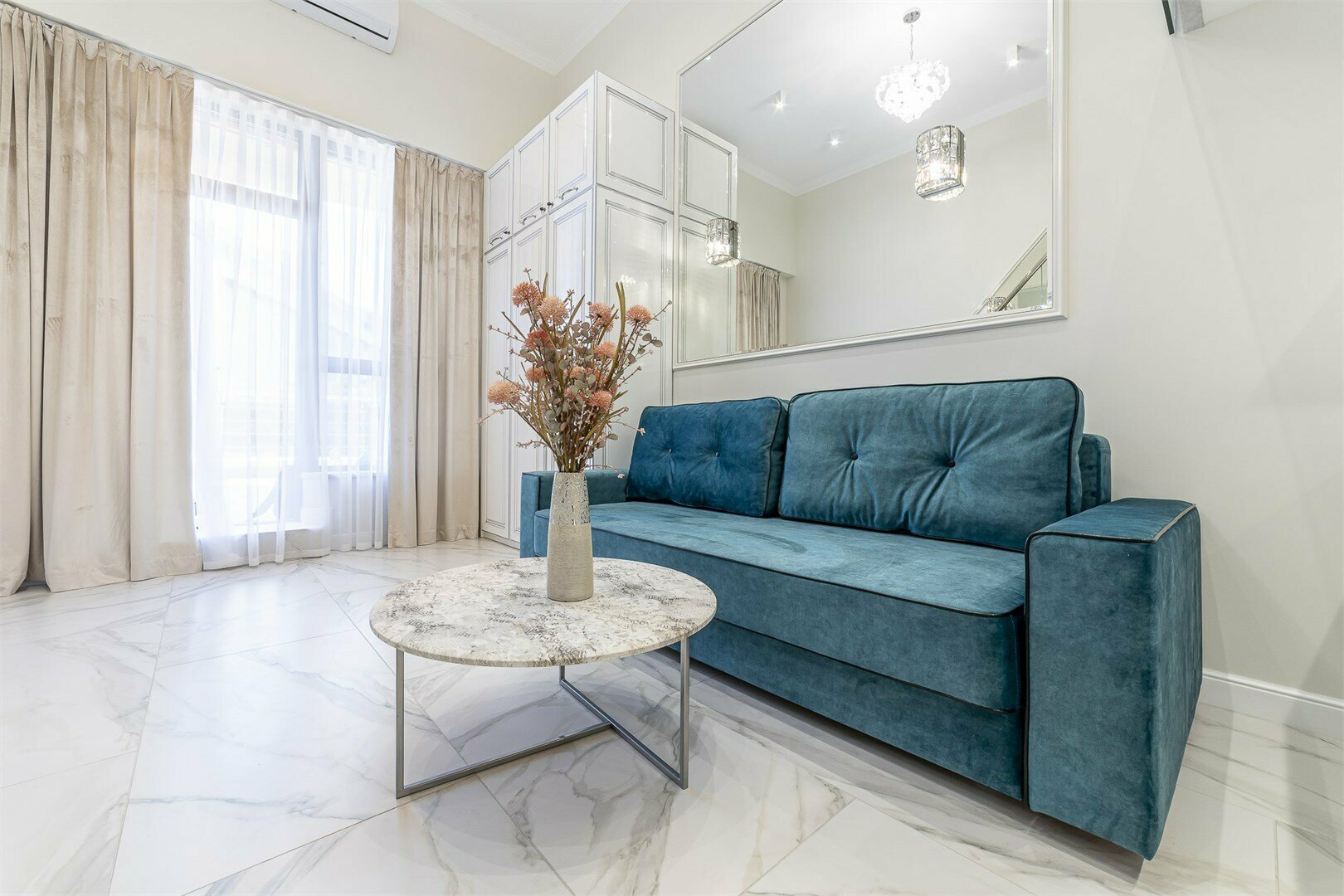 Двухуровневые апартаменты