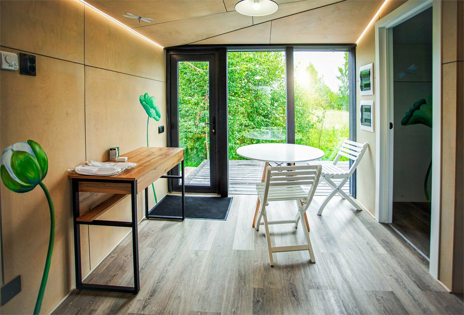 Домик  "Стандарт плюс" с террасой (4-местный)