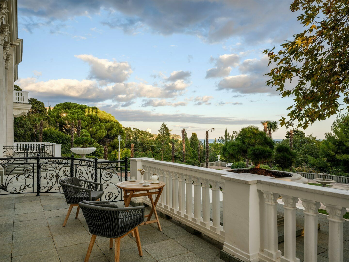 Джуниор Сьют