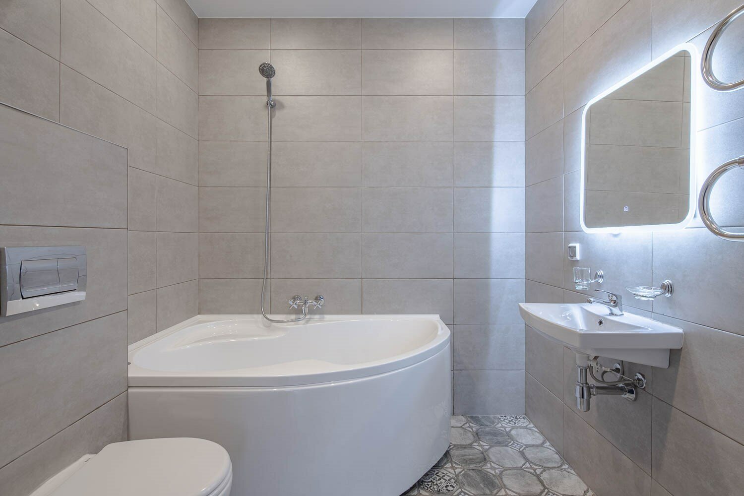 Полулюкс четырехместный с Джакузи