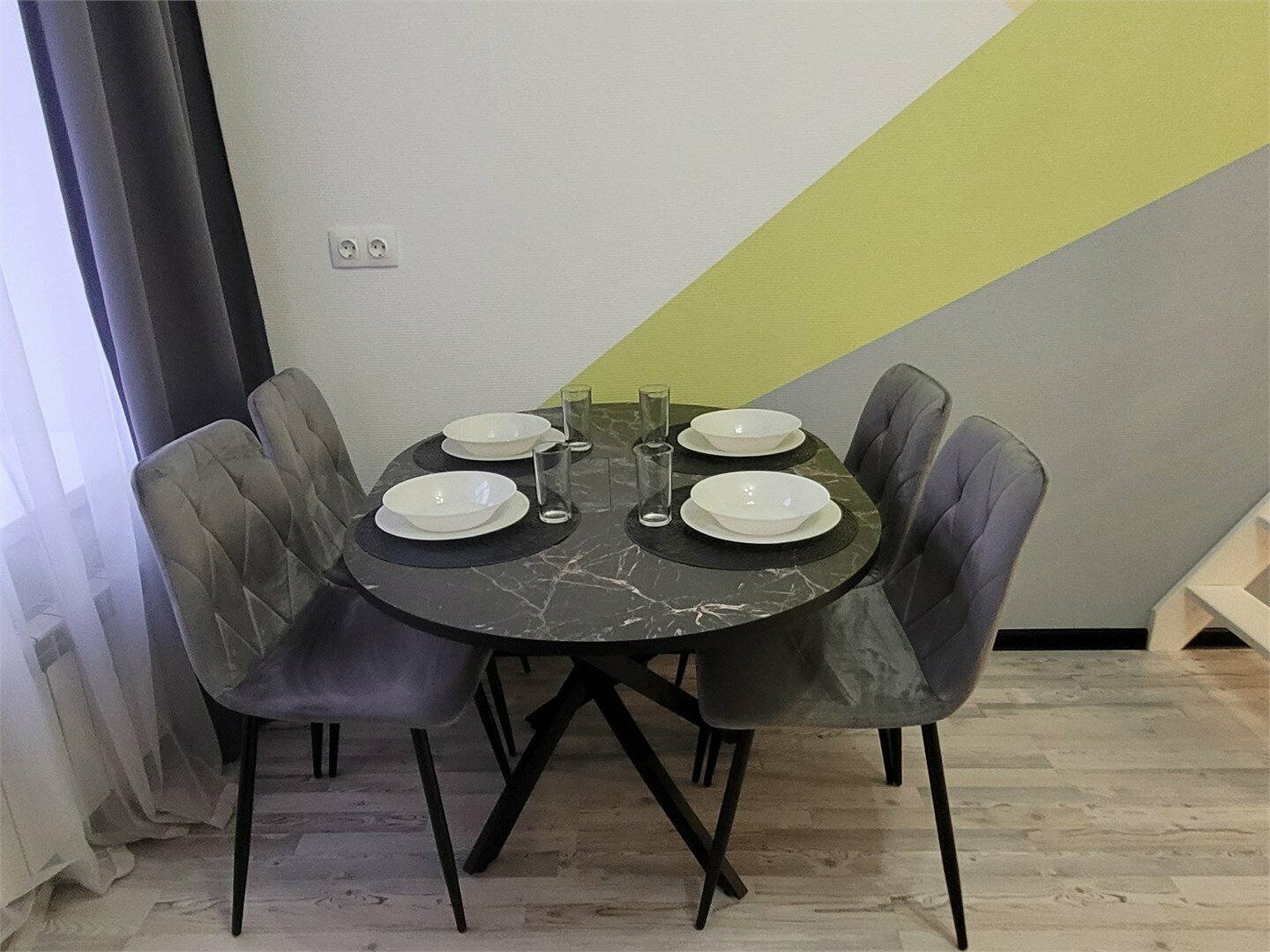 2 -  Комфортные 4х местные апартаменты вид на канал Грибоедова