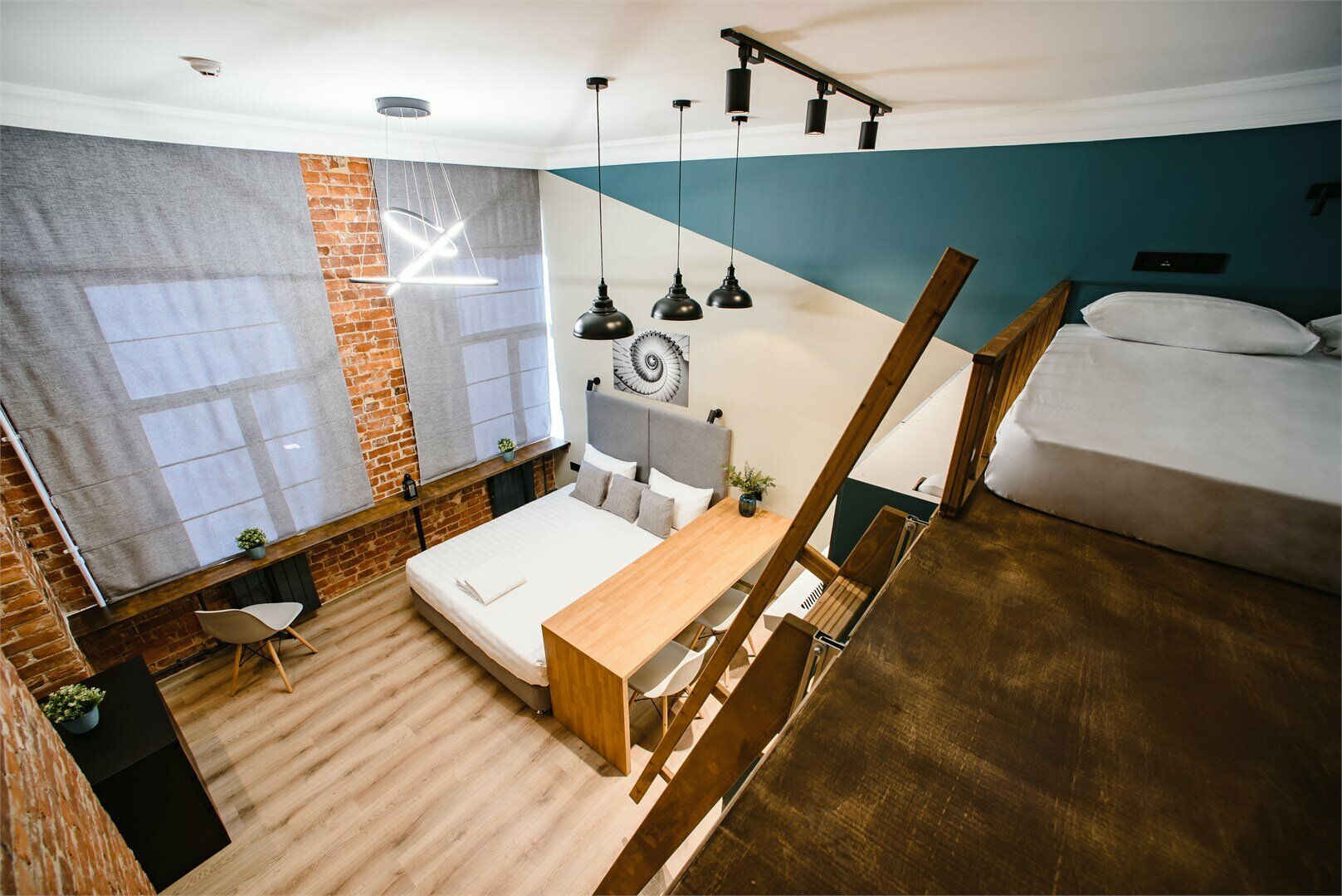 Двухуровневый четырехместный номер