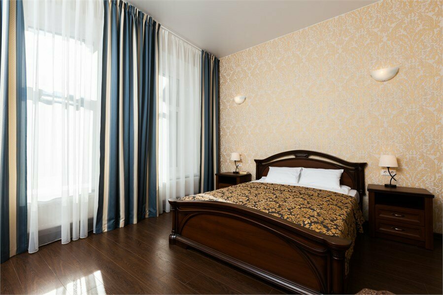 Комната площадью около 25 кВ. м с дополнительным местом