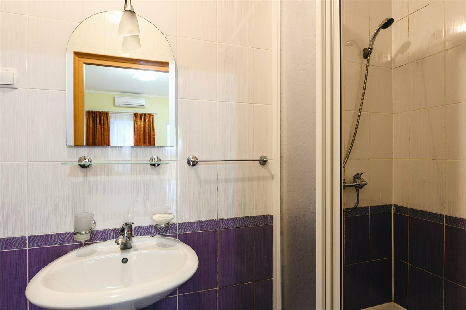 Двухместный номер с 1 кроватью — цокольный этаж