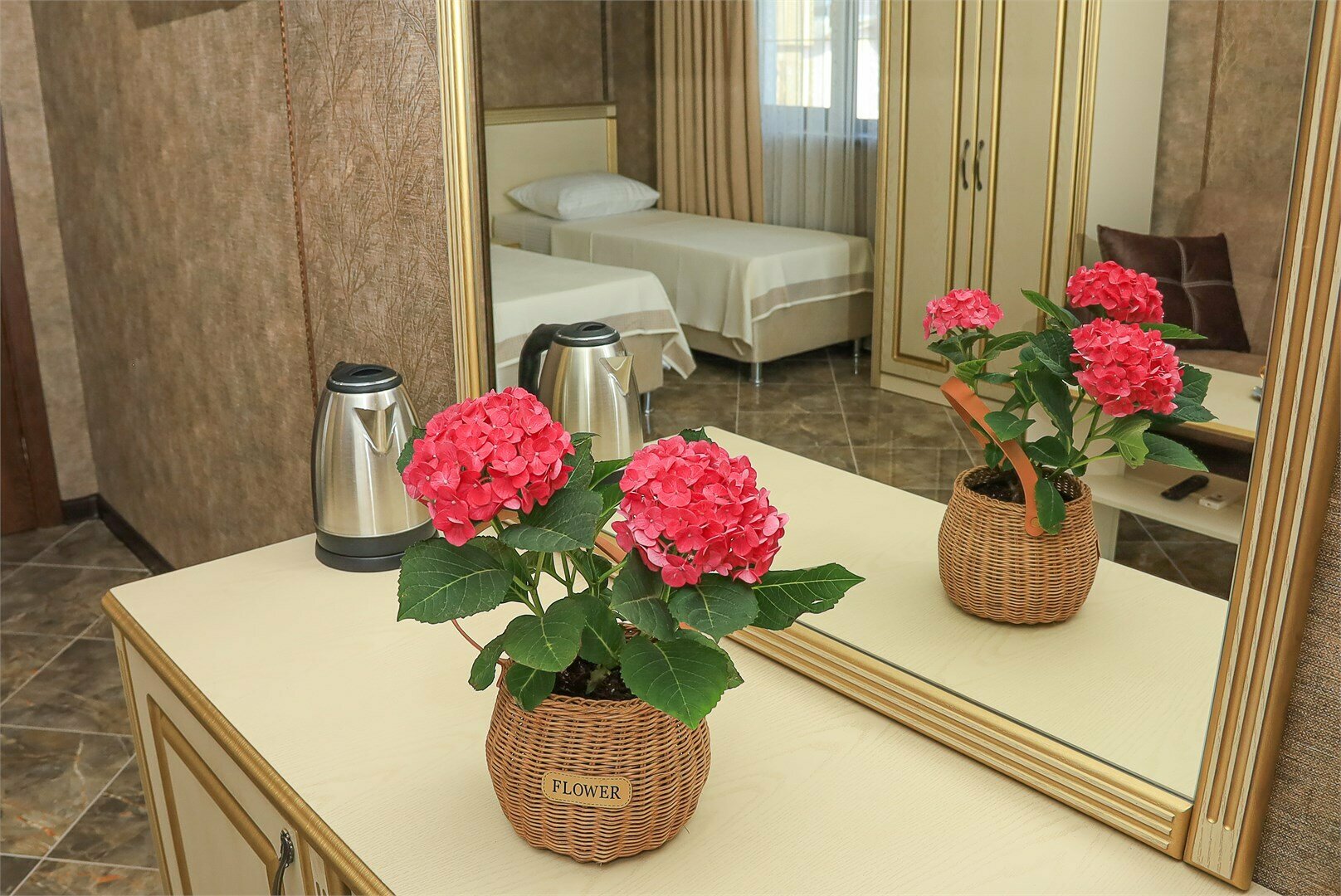 2-х местный стандарт с двумя раздельными кроватями и раскладным диваном