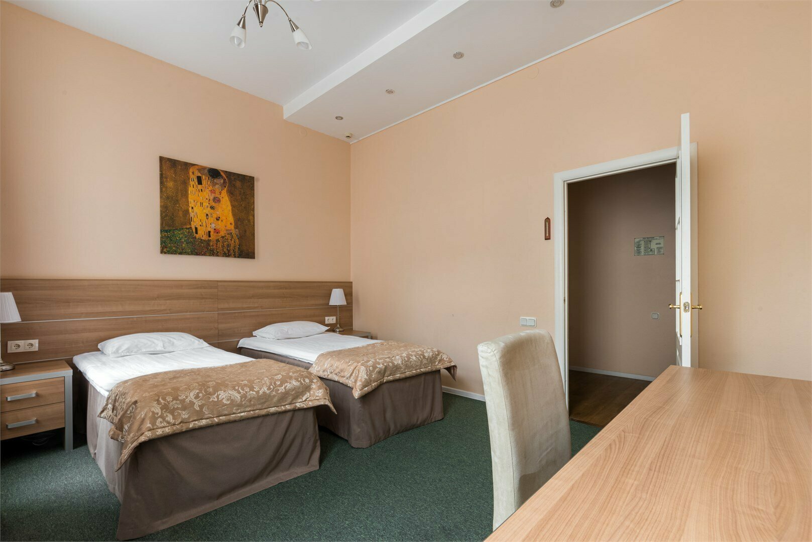 Стандарт двухместный с 1 кроватью или 2 отдельными кроватями