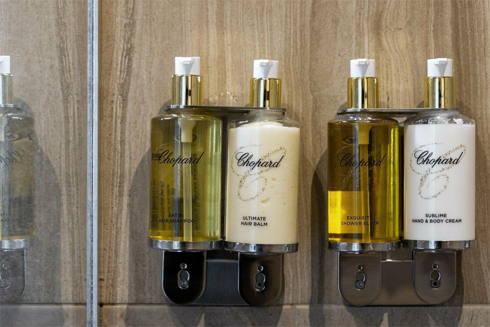 НОМЕР "КОМФОРТ" С КРОВАТЬЮ "QUEEN-SIZE"