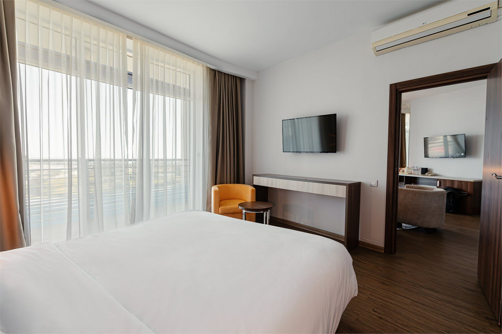 Люкс с видом на море