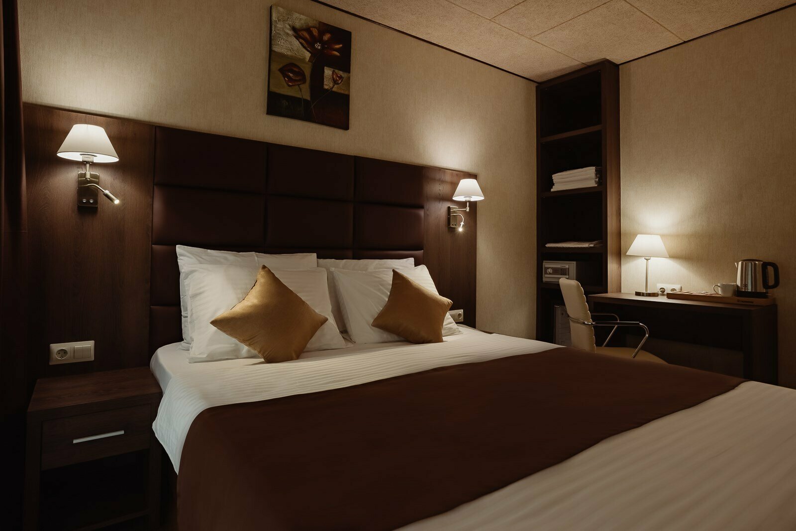 Стандартный номер с кроватью размера «king-size»