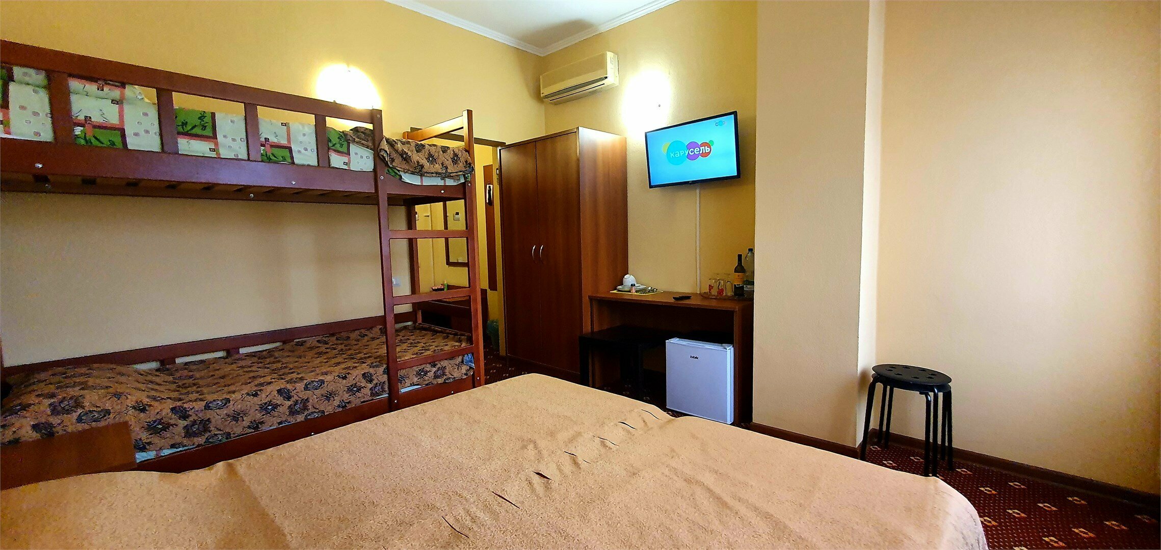 Семейный номер с видом на море № 43