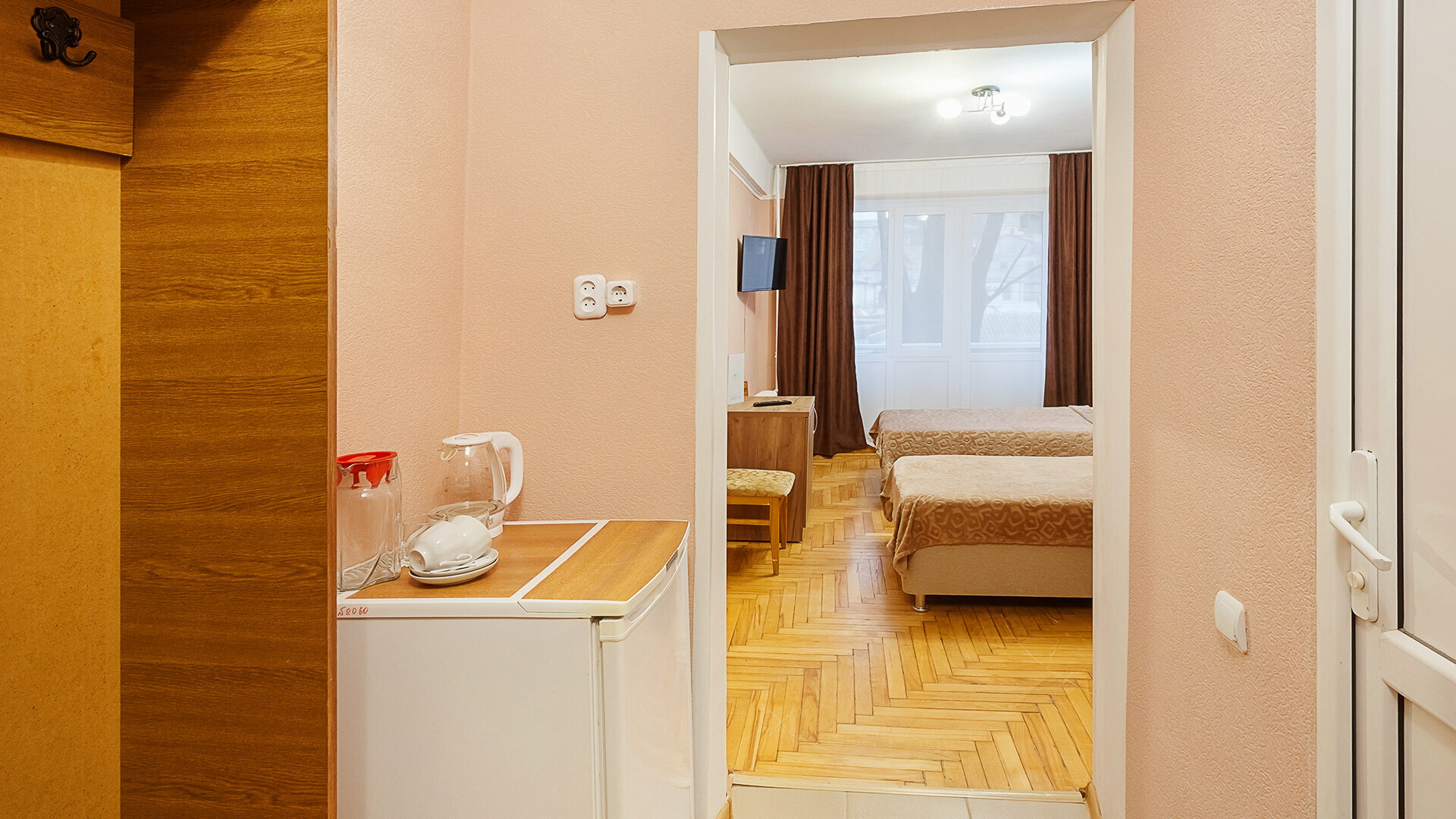 Улучшенный двухместный номер с 2 отдельными кроватями