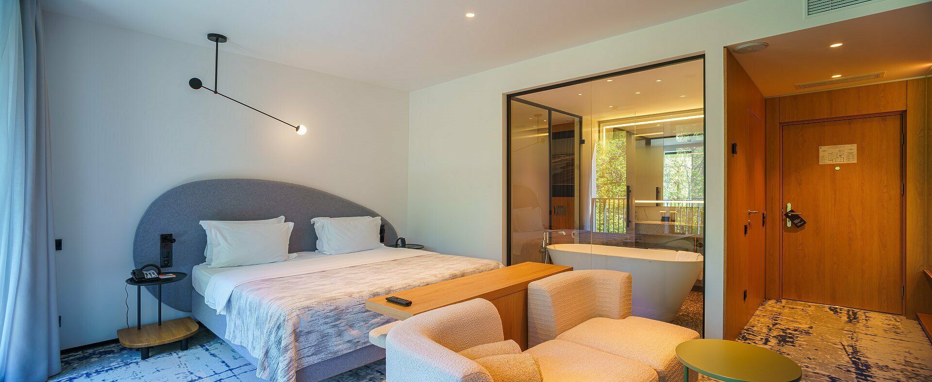 ЛЮКС С МАССАЖЕРОМ НОГ YAMAGUCHI