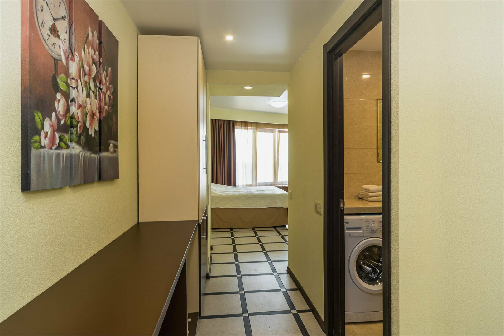 Апартаменты - Первый этаж