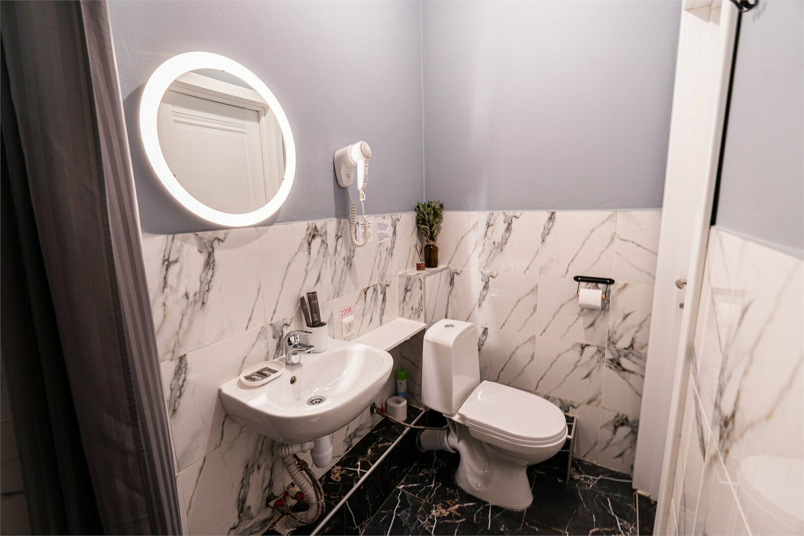 Бюджетный Двухместный Номер Без Окна