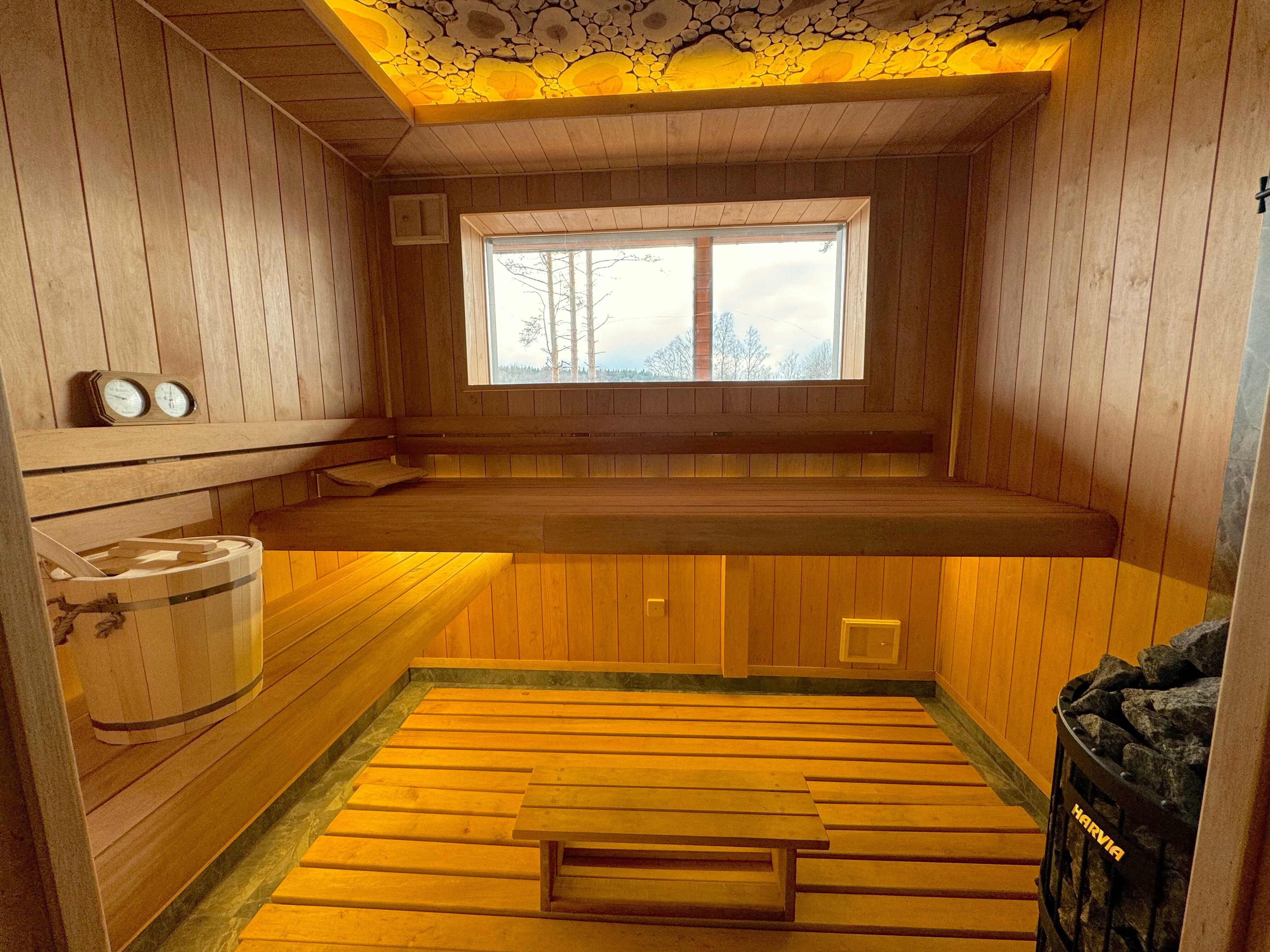 ДОМИКИ ИХОЯРВИ на ОЗЕРЕ (ДОМ №3)